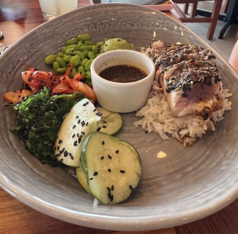 Seared ahi bowl at Duke's Malibu