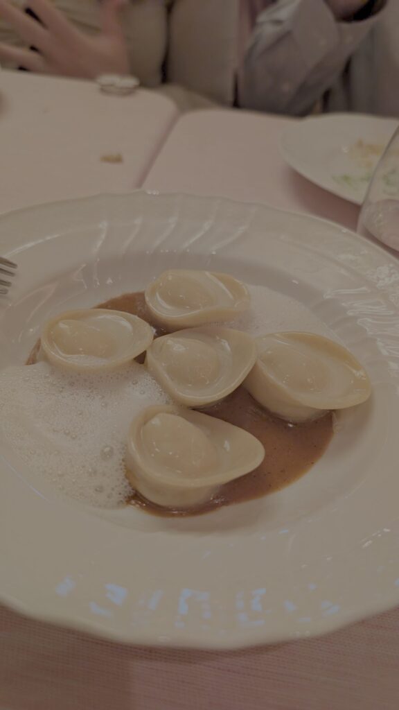 Scallop cappelletti with Nardello piperade